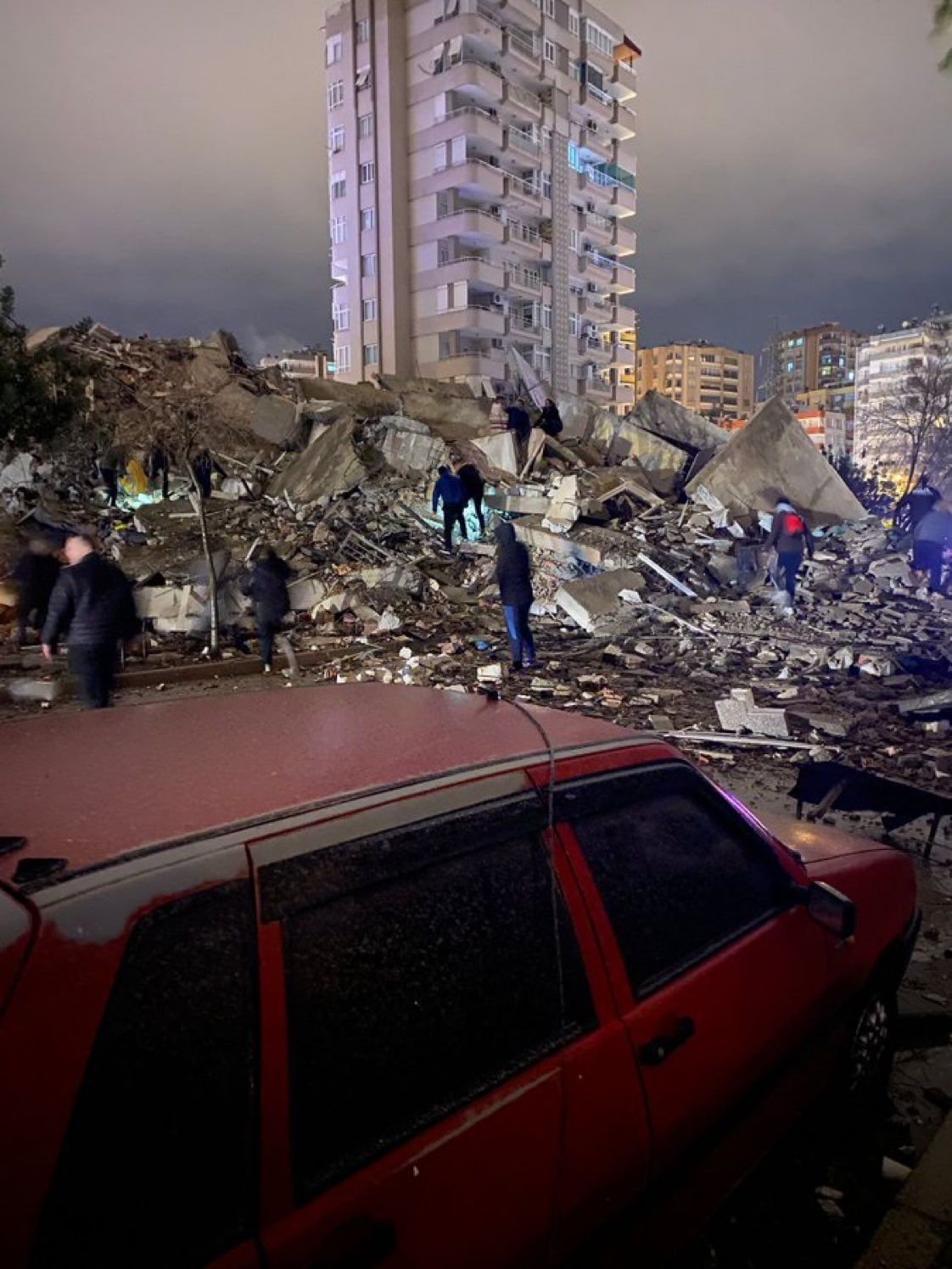Kahramanmaraş merkezli 10 ilde deprem