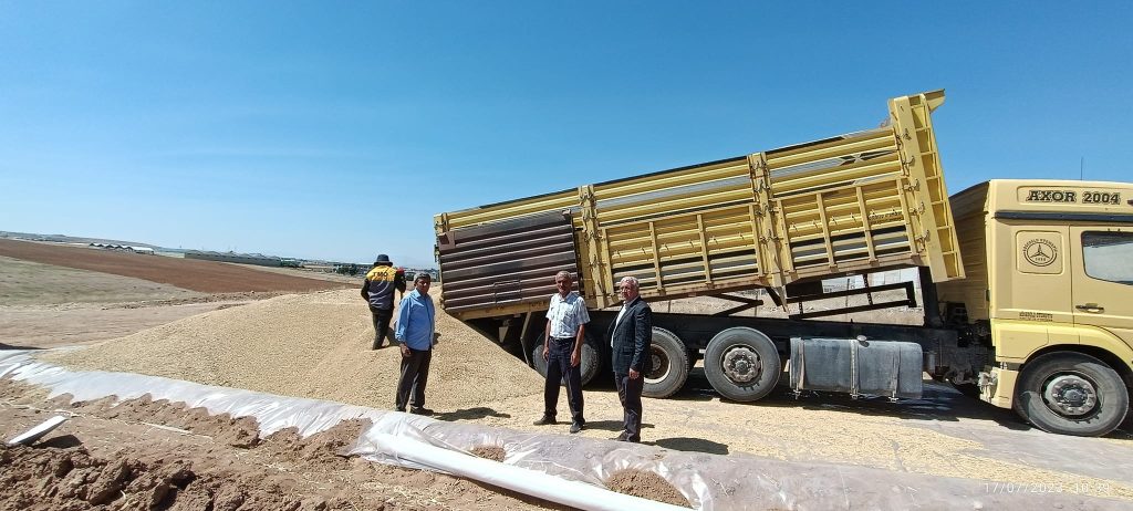 Çiftçi perişan olmasın diye borsa TMO’ya alan tahsis etti