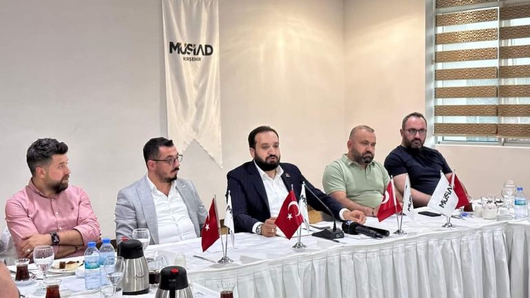 ÇİÇEĞİ BURNUNDA MÜSİAD BAŞKANI POLAT, İSTİHDAMI VE YATIRIMI ARTIRMAYA ÇALIŞACAKLARINI SÖYLEDİ