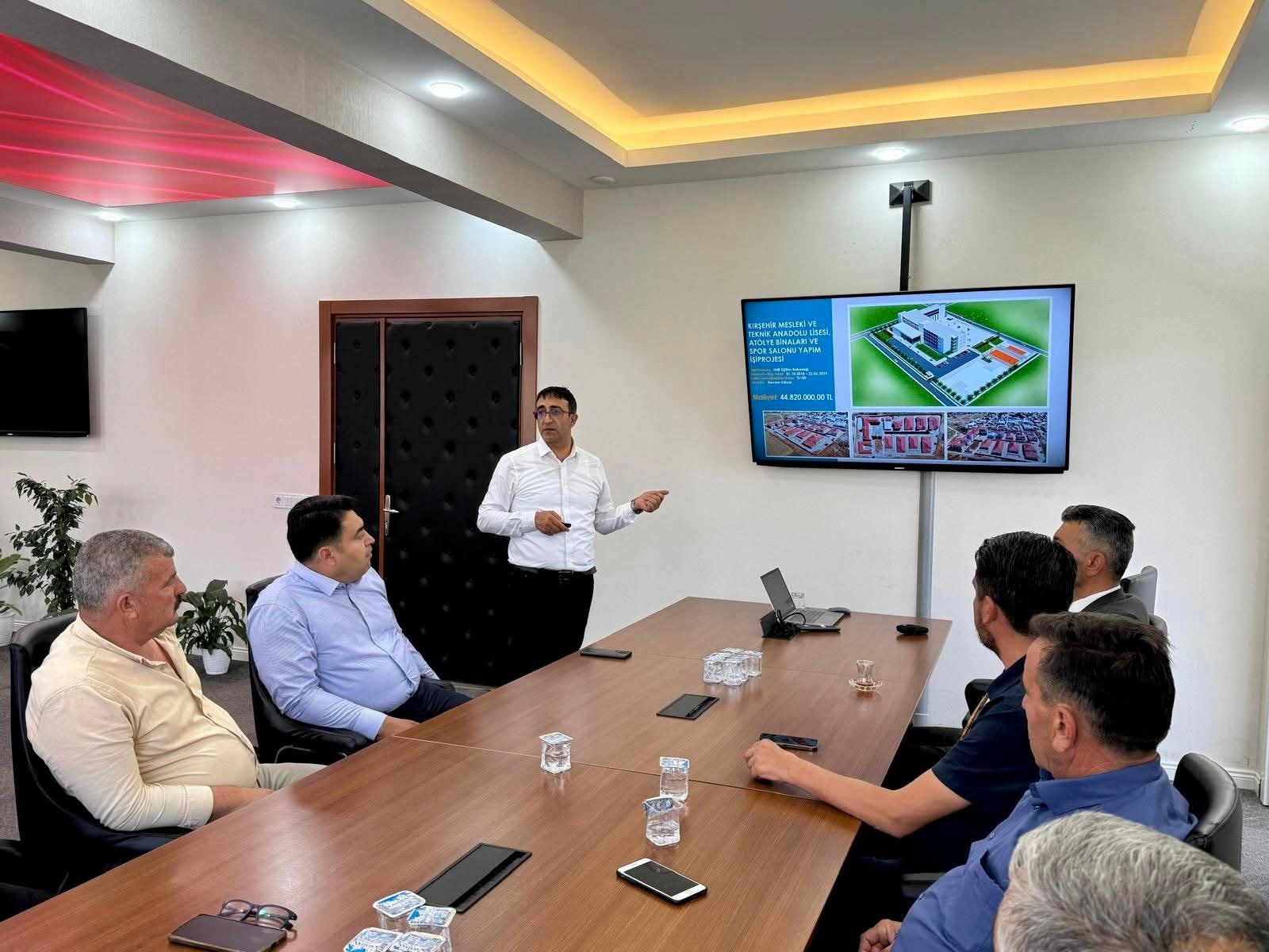 Cumhur İttifakı özel idarede yapılan projeleri görüştü