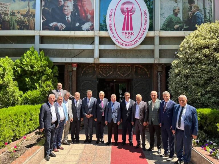 Bahamettin Başkan esnafın birçok sorununu Ankara’da dile getirdi