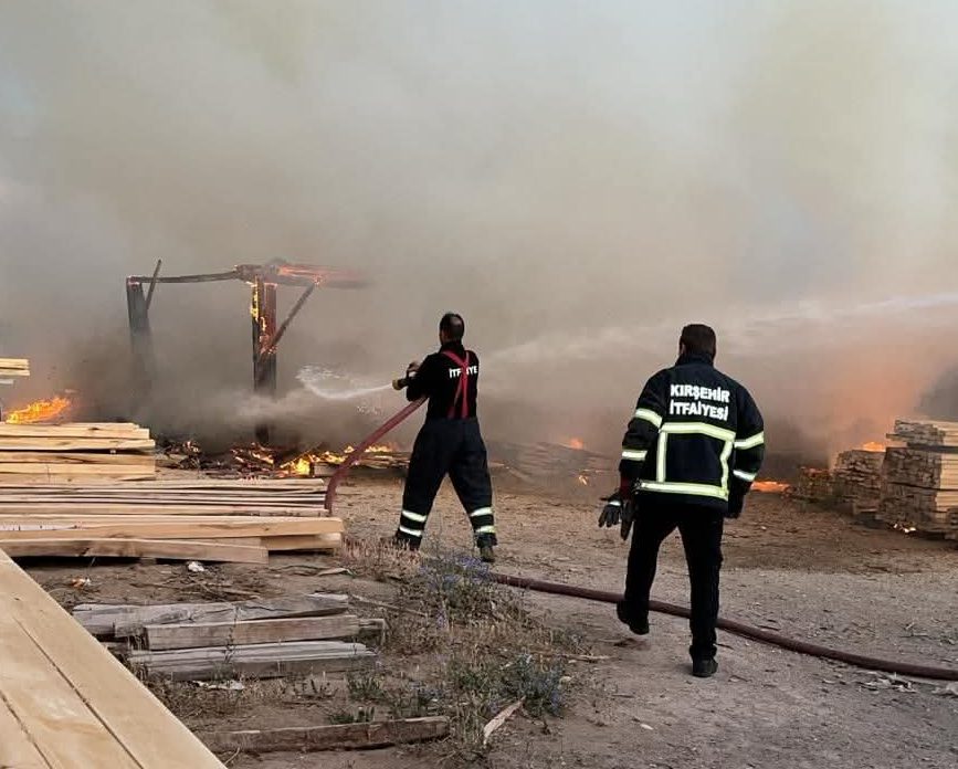 Keresteciler Sitesinde yangın