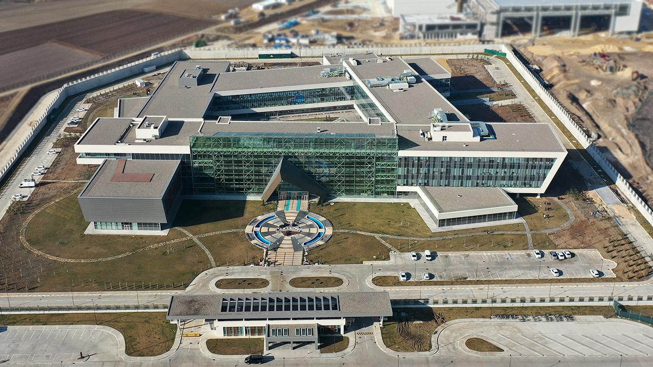 Savunma sanayi sizce nereye yapılmalı?