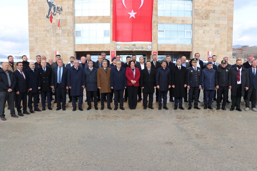 JANDARMA VE POLİS’E YENİ ARAÇLARI TESLİM EDİLDİ