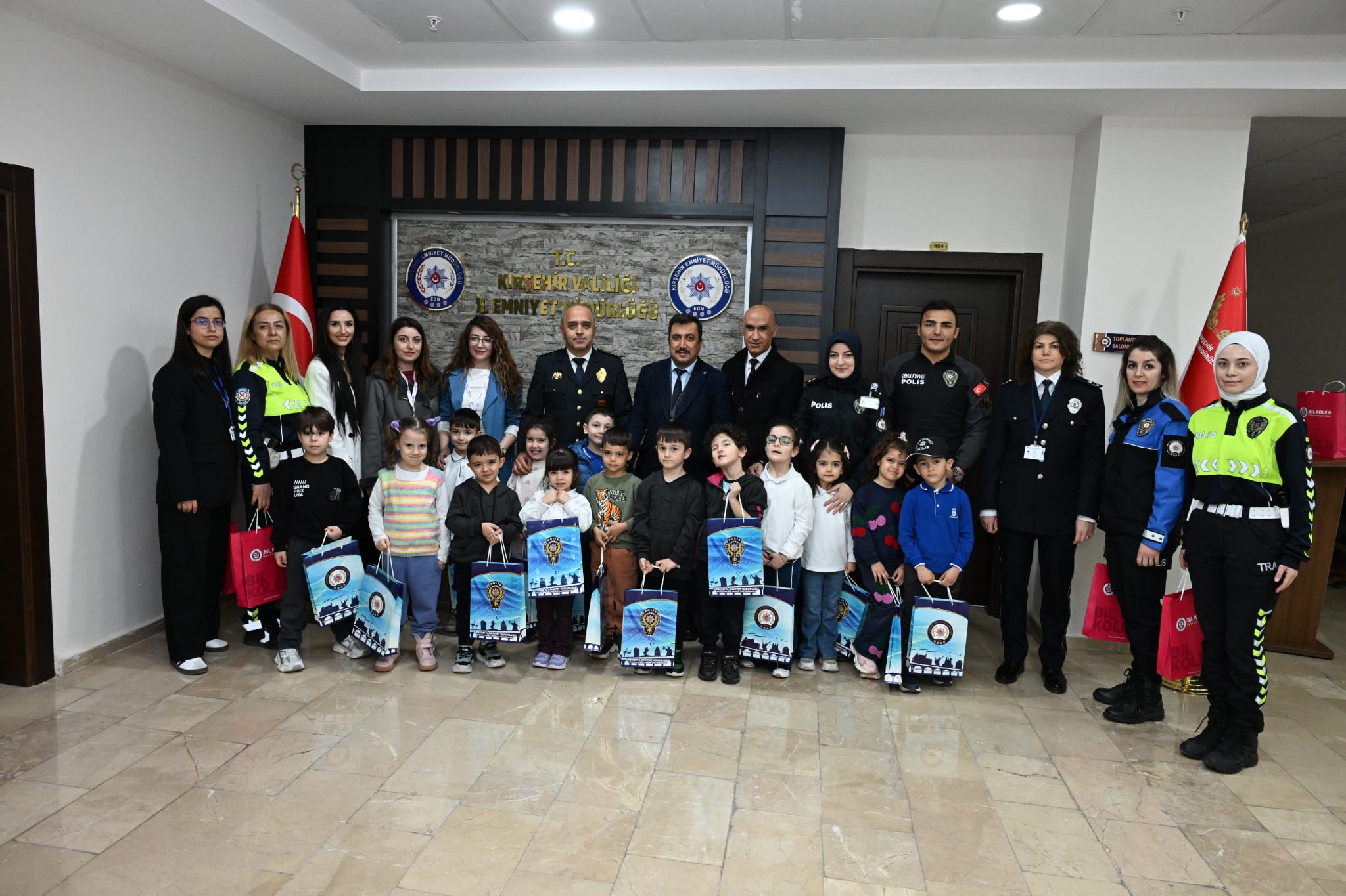 KIRŞEHİR’DE POLİS HAFTASI’NDA ANLAMLI ZİYARET