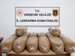 Kırşehir’de Kaçak Tütün Operasyonu: Yolcu Otobüsünde 70 Kilo Ele Geçirildi